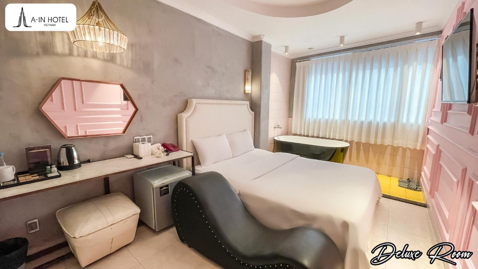 A In Hotel Del Luna Хошимин Экстерьер фото
