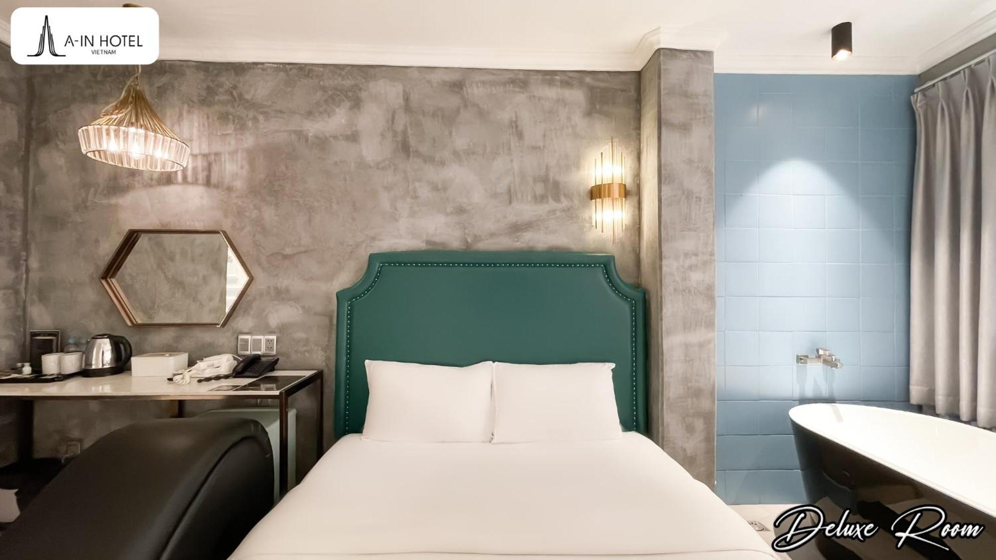 A In Hotel Del Luna Хошимин Экстерьер фото